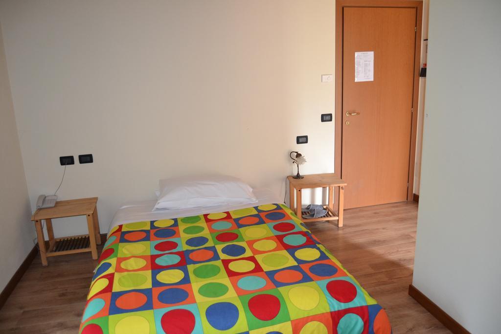 Agriturismo Ca Del Buco Hotel Monte San Giovanni  ภายนอก รูปภาพ