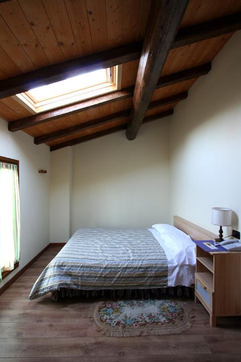 Agriturismo Ca Del Buco Hotel Monte San Giovanni  ภายนอก รูปภาพ